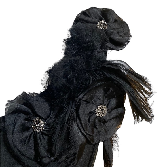 Do & Be women’s one shoulder black blouson style corset top. - Picture 14 of 14